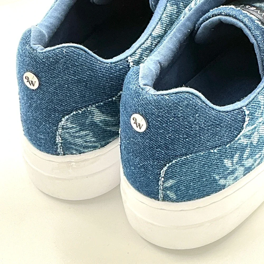 Nine West Size 9 Sneakers Blue Floral Paisley Denim Platform NEW Bestie  $79